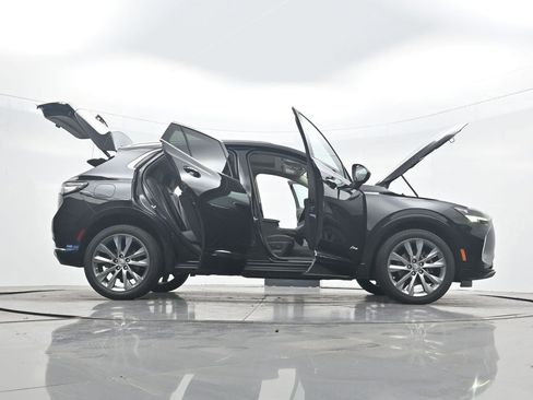 Used 2022 Buick Envision Avenir w/ Technology Package II FWD image 38