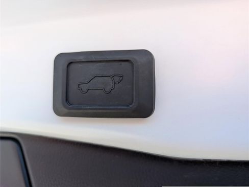 Used 2023 Toyota RAV4 XLE Premium AWD/4WD image 14