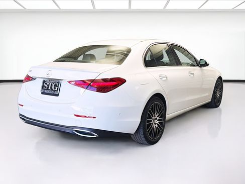 Used 2023 Mercedes-Benz C 300 Sedan image 4