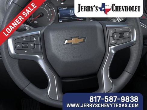 New 2025 Chevrolet Blazer LT w/ LPO, Black Grille Bar Package image 19