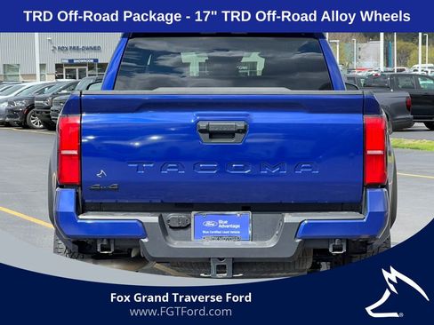 Used 2024 Toyota Tacoma TRD Off-Road AWD/4WD image 35