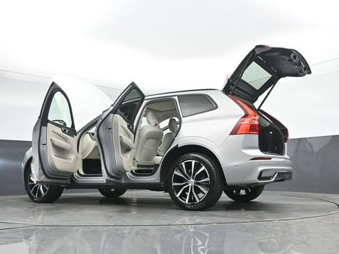 Used 2023 Volvo XC60 B5 Plus w/ Climate Package AWD/4WD image 55