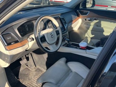 Used 2016 Volvo XC90 T6 Inscription w/ Vision Package image 26