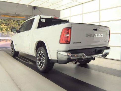 Used 2025 RAM 1500 Laramie AWD/4WD image 4