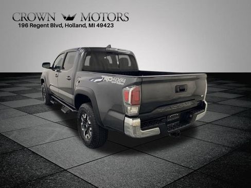 Used 2023 Toyota Tacoma TRD Off-Road AWD/4WD image 4