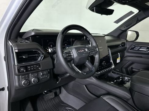 New 2026 GMC Yukon XL Elevation w/ Elevation Premium Package image 10