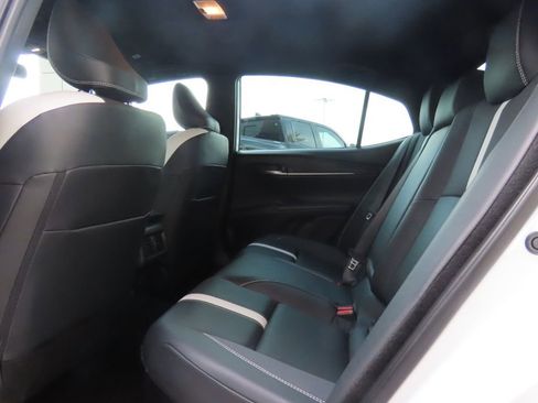 Used 2025 Toyota Camry SE image 20