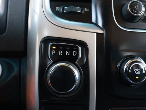 Used 2017 RAM 1500 Classic SLT image 31