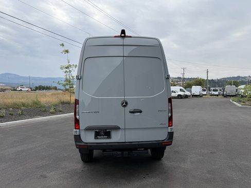 New 2025 Mercedes-Benz Sprinter 2500 image 3