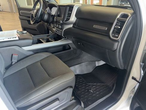 Used 2023 RAM 1500 Big Horn AWD/4WD image 39