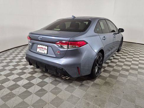 Used 2024 Toyota Corolla SE FWD image 3