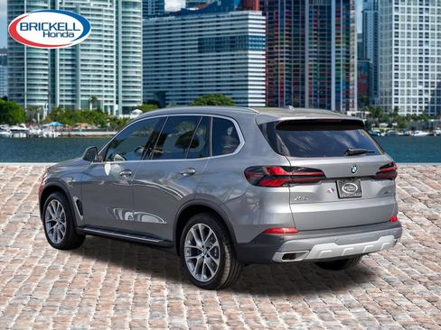 Used 2025 BMW X5 xDrive40i w/ Climate Comfort Package AWD/4WD image 7