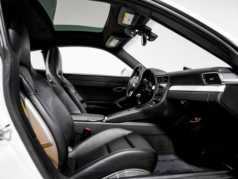 Used 2014 Porsche 911 Carrera image 29