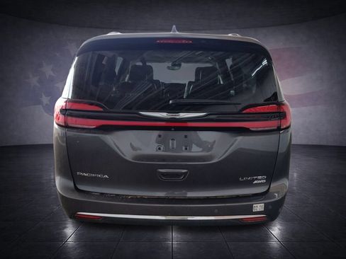Used 2021 Chrysler Pacifica Limited w/ Premium & Safety Sphere Group AWD/4WD image 4