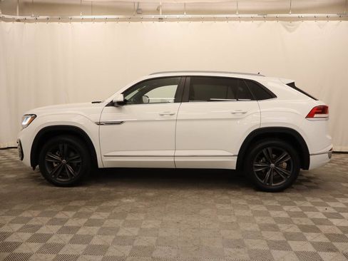 Certified 2021 Volkswagen Atlas Cross Sport SE FWD image 2