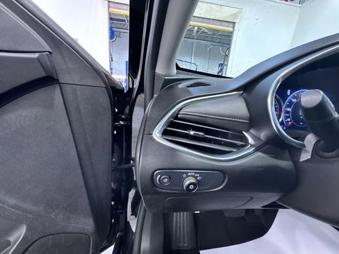 Used 2024 Chevrolet Malibu LT image 16