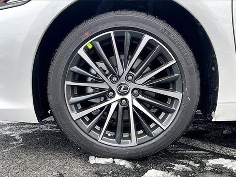 New 2025 Lexus ES 350 w/ Premium Package image 12