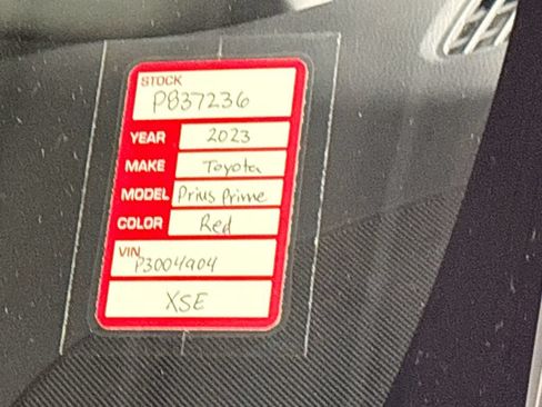 Used 2023 Toyota Prius Prime FWD image 25