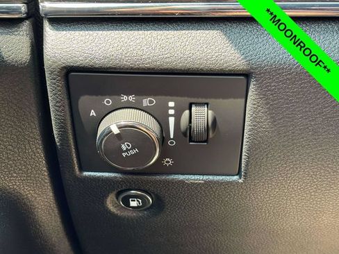 Used 2016 Jeep Grand Cherokee Limited AWD/4WD image 14