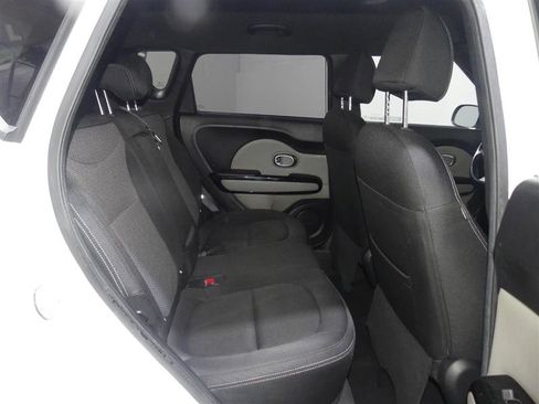 Used 2019 Kia Soul + w/ Audio Package image 27