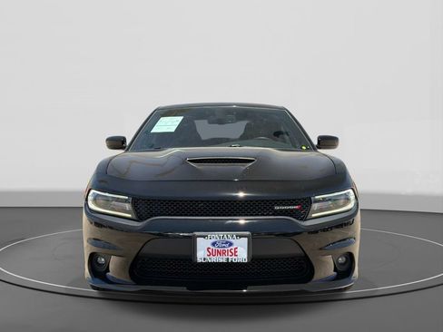 Used 2019 Dodge Charger GT RWD image 3