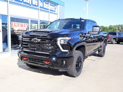 New 2026 Chevrolet Silverado 3500 LTZ w/ LTZ Plus Package AWD/4WD image 6
