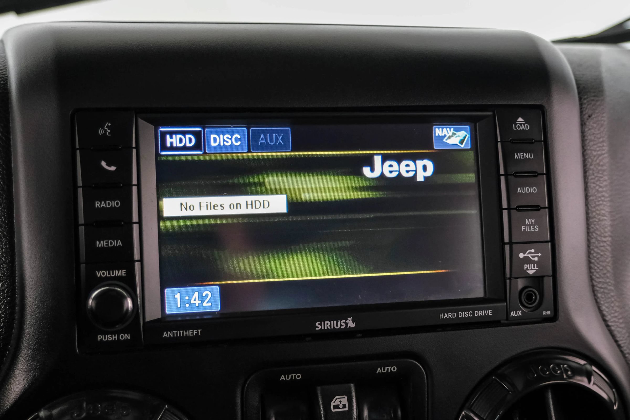 Used 2017 Jeep Wrangler Unlimited Rubicon AWD/4WD image 23