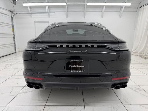 Certified 2022 Porsche Panamera 4 Platinum Edition image 12