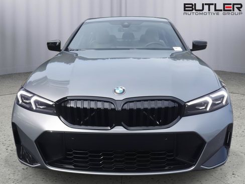New 2026 BMW 330i Sedan w/ M Sport Package RWD image 2