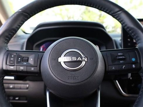 Certified 2024 Nissan Rogue SL AWD/4WD image 9