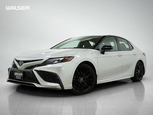 Used 2023 Toyota Camry XSE w/ Cold Weather Package AWD/4WD image 1