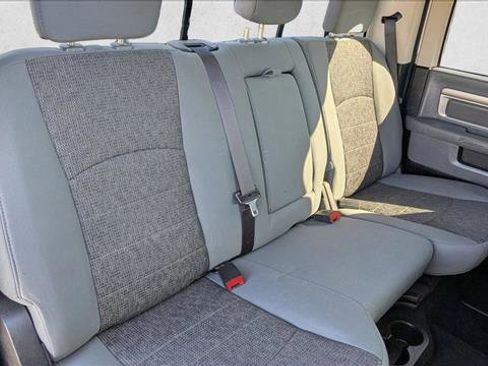 Used 2014 RAM 1500 Classic SLT image 25