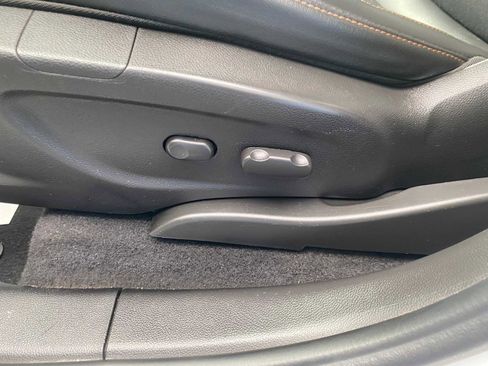 Used 2017 Chevrolet Trax LT w/ LT Convenience Package image 17