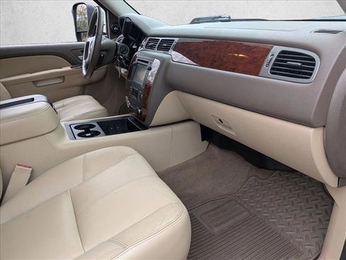 Used 2013 Chevrolet Silverado 3500 LTZ w/ LTZ Plus Package image 17