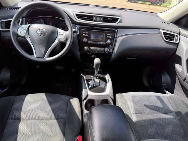 Used 2016 Nissan Rogue SV FWD image 14