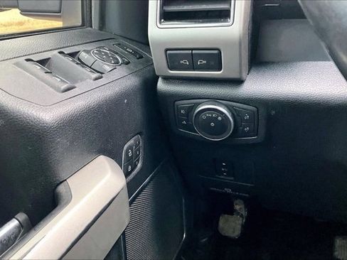 Used 2019 Ford F350 Lariat w/ Lariat Value Package image 17