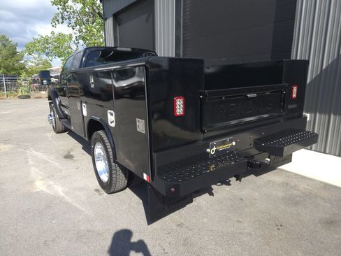 Used 2016 Ford F550 4x4 SuperCab Super Duty image 3