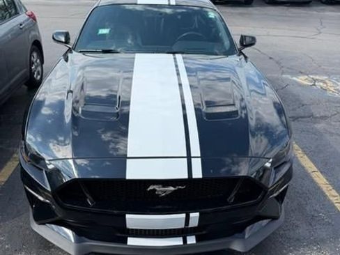 Used 2019 Ford Mustang GT Premium w/ GT Performance Package RWD image 10