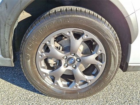 Used 2021 Subaru Crosstrek 2.5i Sport w/ Moonroof Package image 8