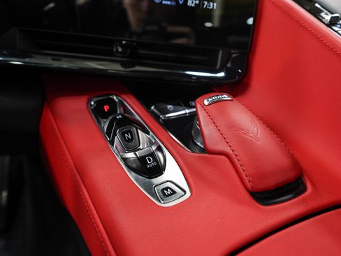 Used 2023 Chevrolet Corvette Stingray Preferred Conv w/ Z51 Performance Package RWD image 21