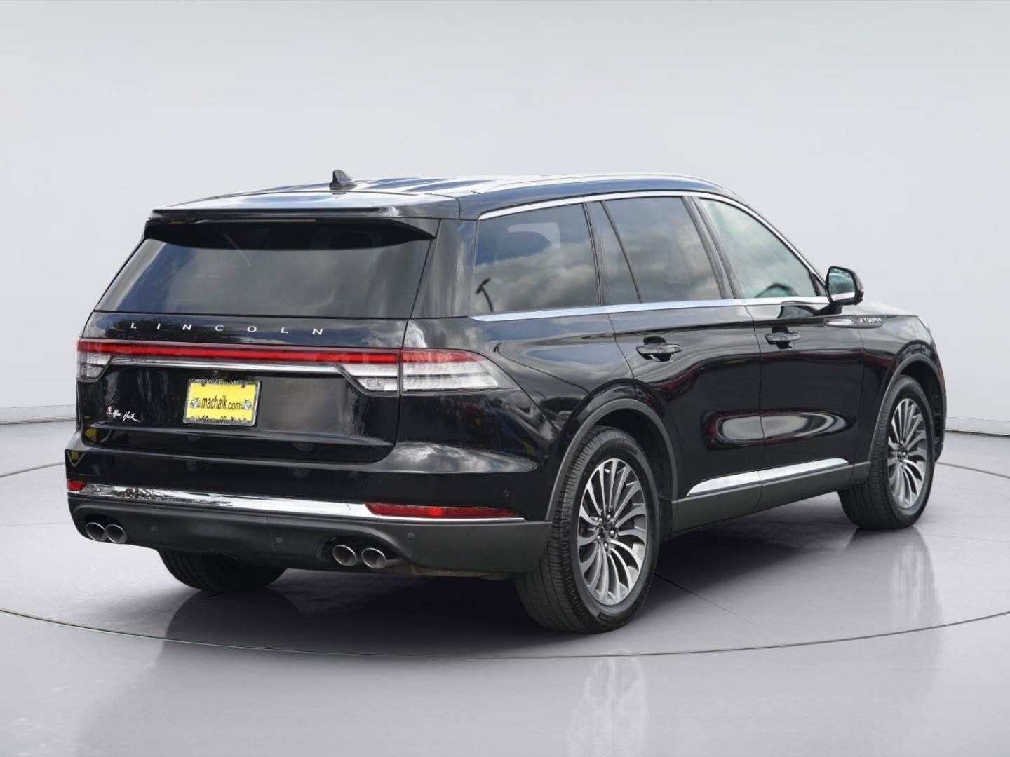 Used 2020 Lincoln Aviator Reserve w/ Equipment Group 201A RWD image 6