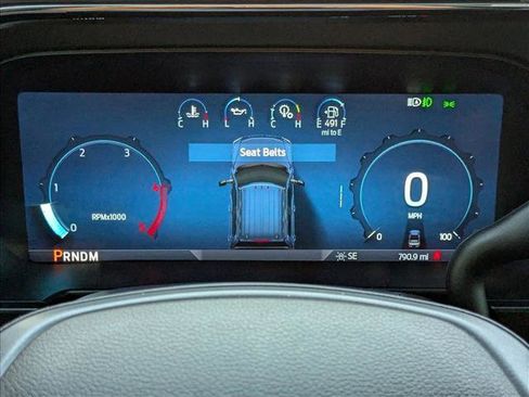 Used 2025 Ford F250 Lariat w/ Lariat Ultimate Package image 3