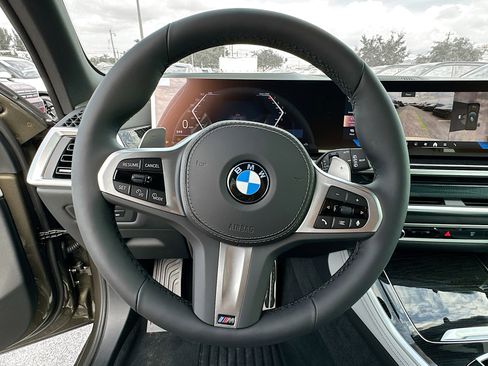 New 2026 BMW X5 sDrive40i w/ M Sport Package image 8