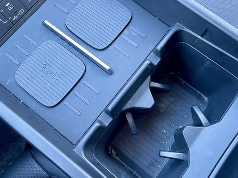 Used 2024 Hyundai Santa Fe Limited image 44