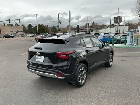 New 2026 Chevrolet Trax LT image 3