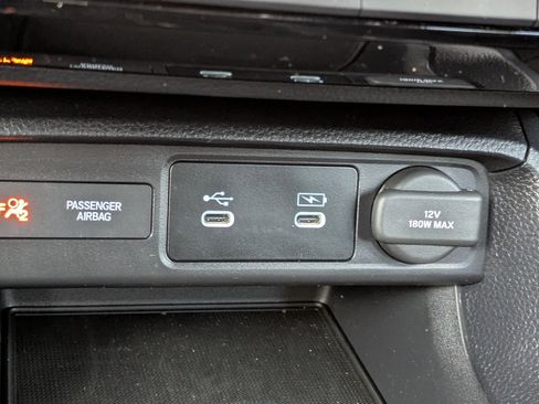 Used 2025 Honda Civic Sport image 21