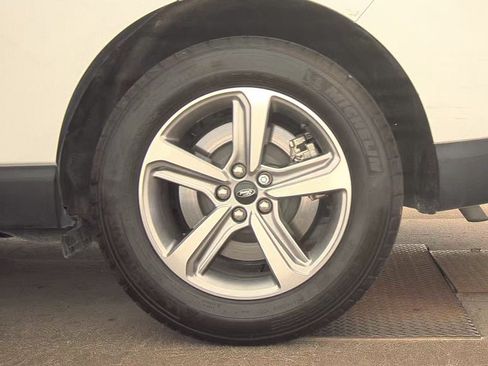 Used 2024 Ford Edge SEL w/ Convenience Package AWD/4WD image 12