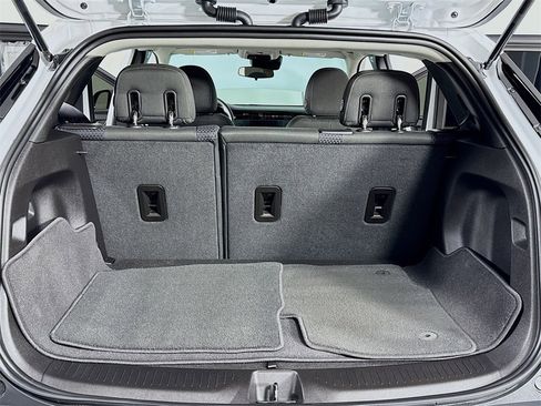 Used 2023 Chevrolet Bolt EUV LT w/ Driver Confidence Package image 25