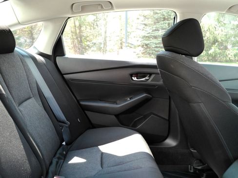 Used 2023 Honda Accord EX image 18