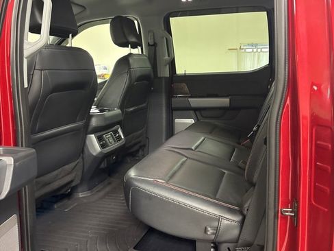 Used 2024 Ford F350 Lariat w/ Black Appearance Package image 21